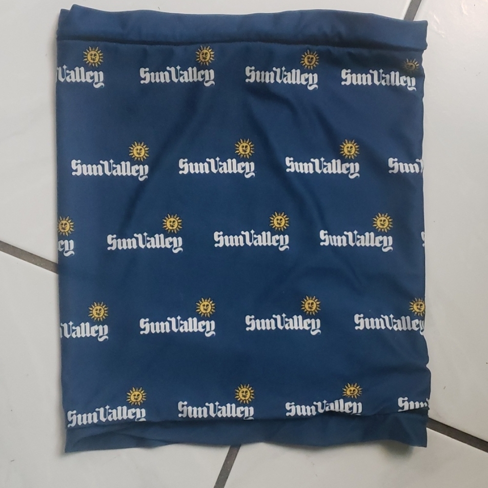 Brand new "Sun Valley" face covering buff